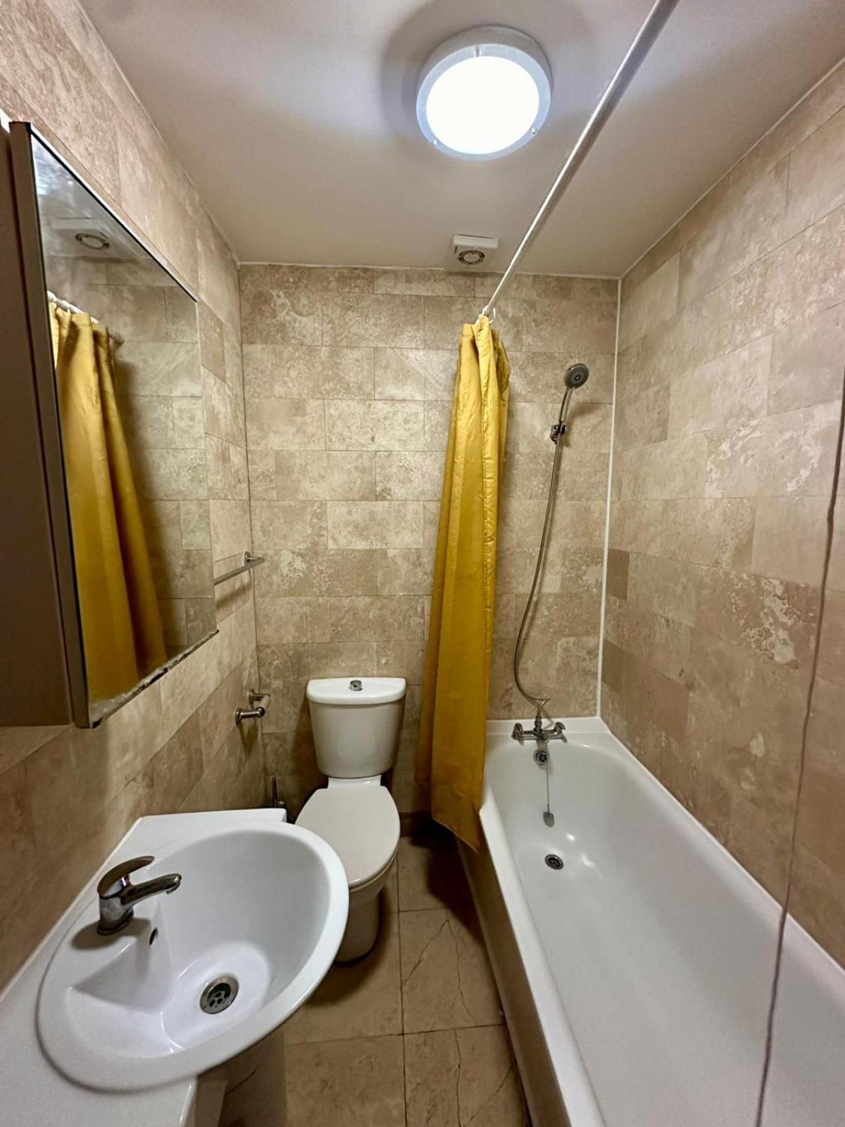 Lovely 1 Bed Apartment 2 Min To Station Londres Exterior foto
